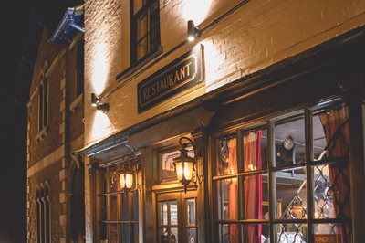 2019_12-14-The-Old-Vicarage-at-Christmas-Full-Resolution-Justin-Krause-Photography-Film-01.jpg